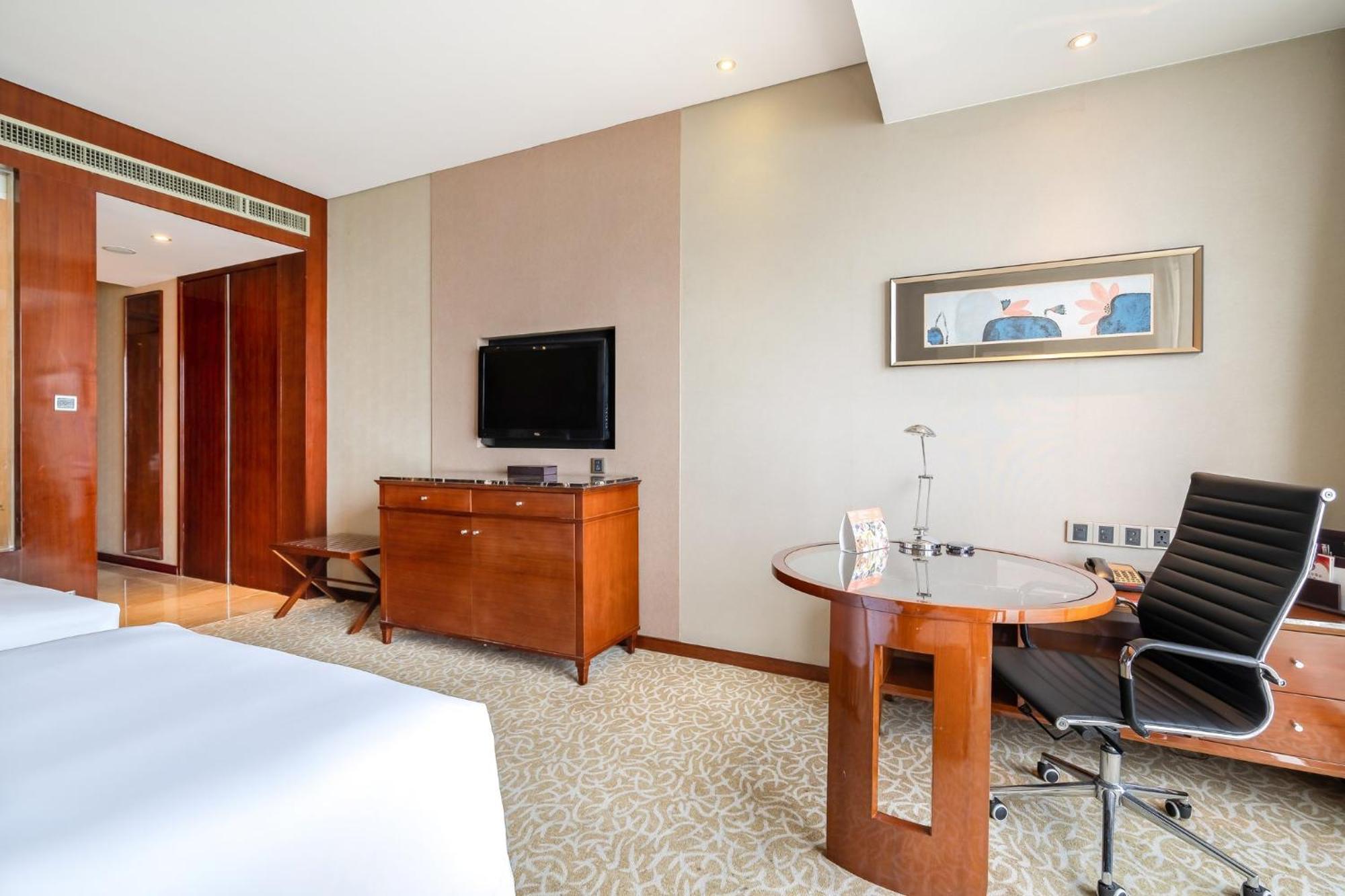 Crowne Plaza Zhenjiang By Ihg Hotel Kültér fotó