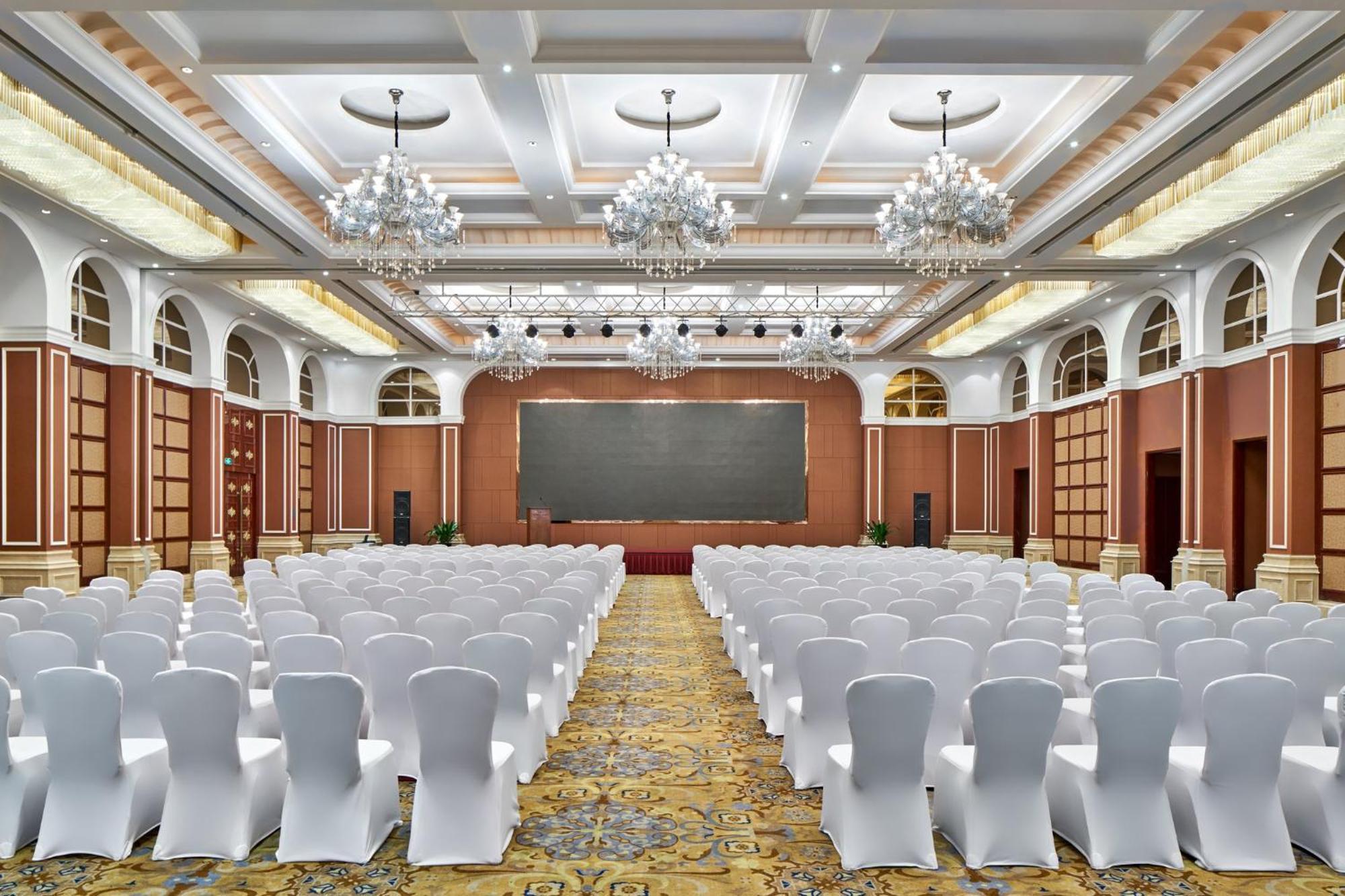 Crowne Plaza Zhenjiang By Ihg Hotel Kültér fotó