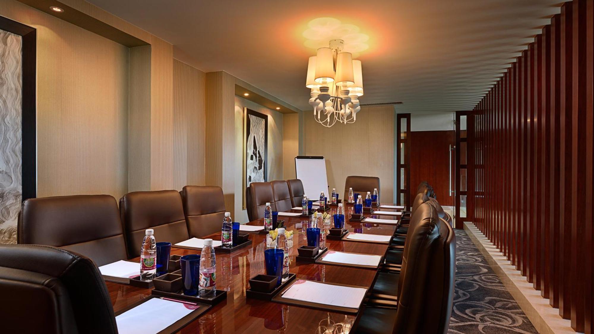 Crowne Plaza Zhenjiang By Ihg Hotel Kültér fotó