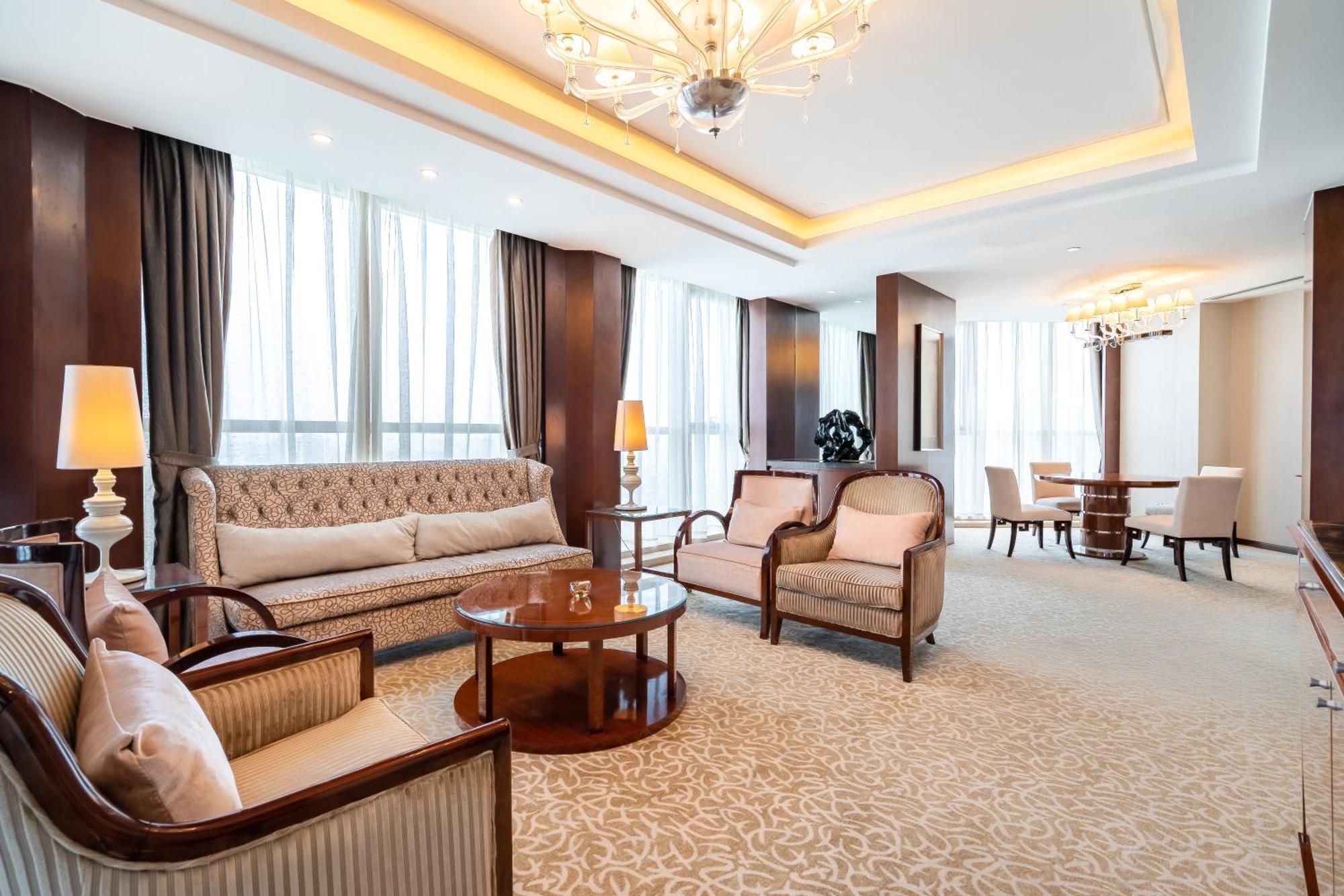 Crowne Plaza Zhenjiang By Ihg Hotel Kültér fotó
