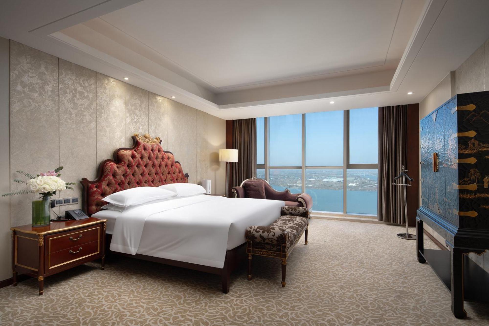 Crowne Plaza Zhenjiang By Ihg Hotel Kültér fotó